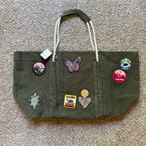 Free People Been There Badge Tote Bag NWT - Picture 5 of 8